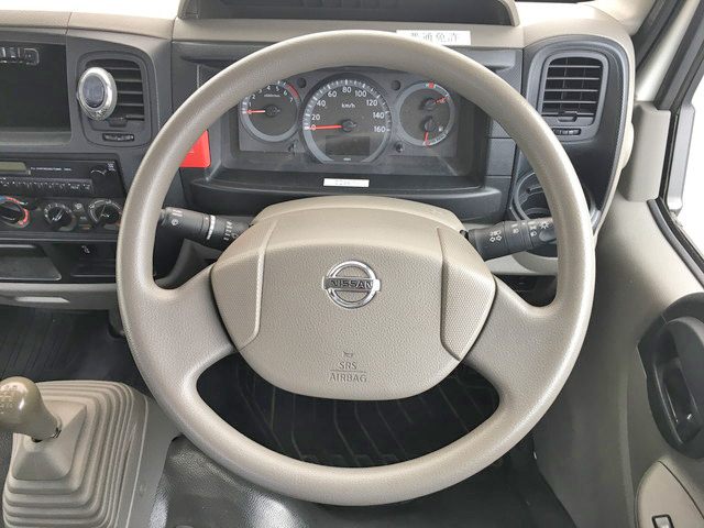 日産アトラス平ボディ小型（2t・3t）[写真36]