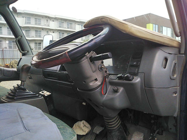 三菱ふそうファイターミニヨンダンプ中型（4t）[写真22]