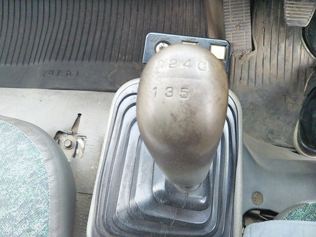 三菱ふそうファイターミニヨンダンプ中型（4t）[写真27]