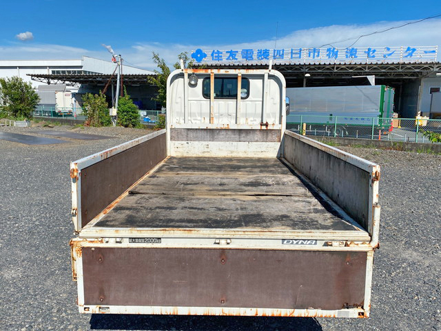 トヨタダイナ平ボディ小型（2t・3t）[写真12]