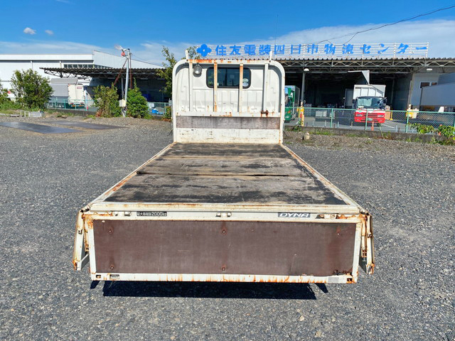 トヨタダイナ平ボディ小型（2t・3t）[写真13]