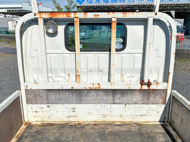 トヨタダイナ平ボディ小型（2t・3t）[写真15]