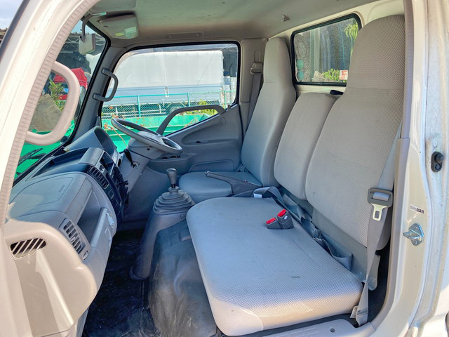 トヨタダイナ平ボディ小型（2t・3t）[写真31]