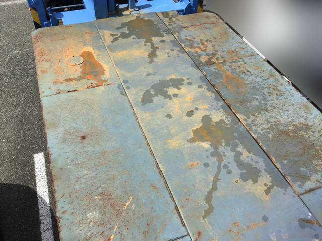 いすゞエルフ高所作業車小型（2t・3t）[写真10]