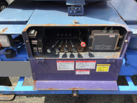 いすゞエルフ高所作業車小型（2t・3t）[写真17]