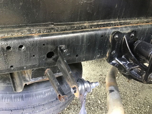 いすゞエルフ高所作業車小型（2t・3t）[写真19]