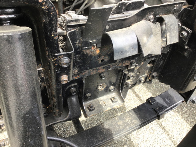 いすゞエルフ高所作業車小型（2t・3t）[写真21]