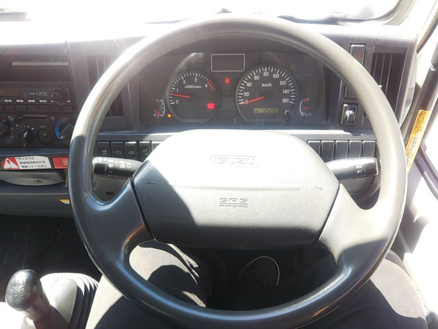 いすゞエルフ高所作業車小型（2t・3t）[写真24]