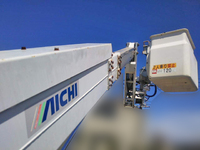 いすゞエルフ高所作業車小型（2t・3t）[写真06]