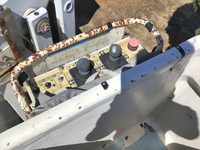 いすゞエルフ高所作業車小型（2t・3t）[写真08]