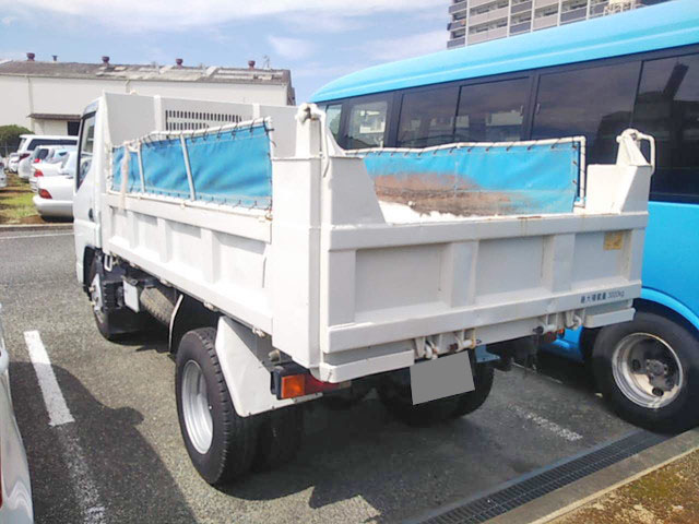 三菱ふそうキャンターダンプ小型（2t・3t）[写真02]