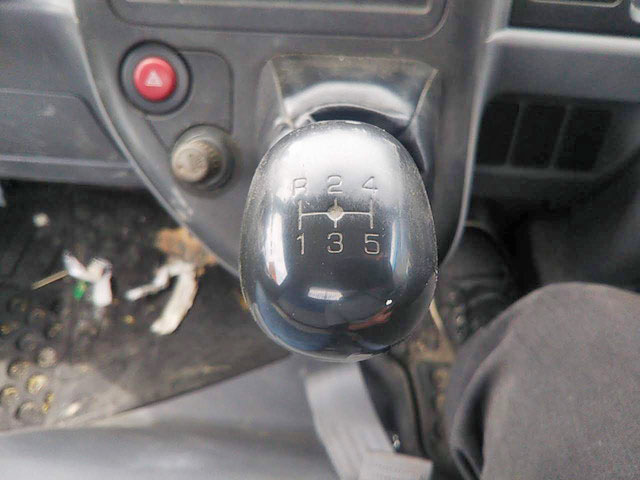 三菱ふそうキャンターダンプ小型（2t・3t）[写真26]