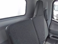 三菱ふそうキャンターアルミウイング小型（2t・3t）[写真32]