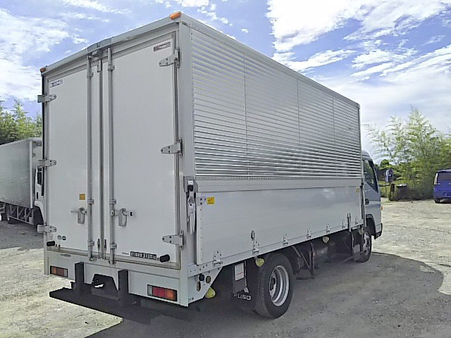 三菱ふそうキャンターアルミウイング小型（2t・3t）[写真04]