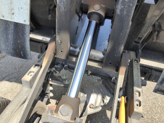 三菱ふそうキャンターダンプ小型（2t・3t）[写真10]