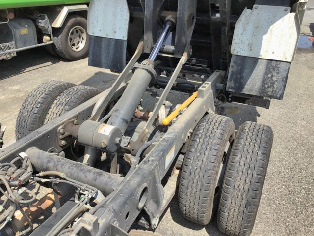 三菱ふそうキャンターダンプ小型（2t・3t）[写真11]