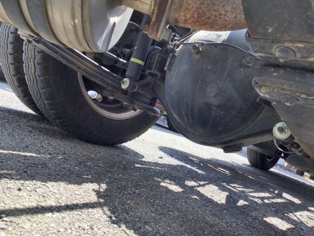 三菱ふそうキャンターダンプ小型（2t・3t）[写真15]