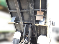三菱ふそうキャンターダンプ小型（2t・3t）[写真09]