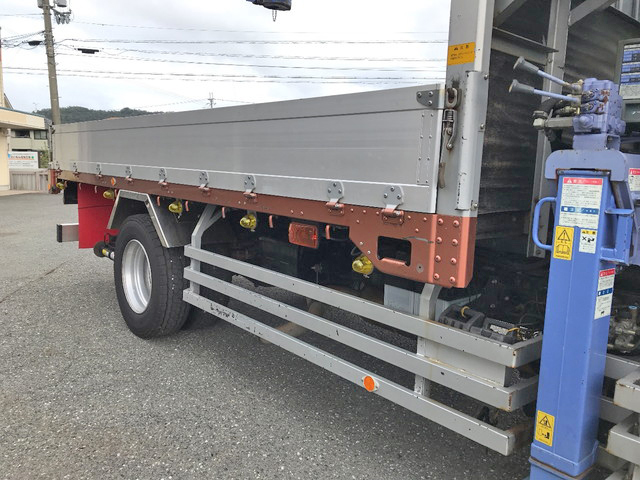 いすゞフォワードクレーン4段増トン（6t・8t）[写真13]