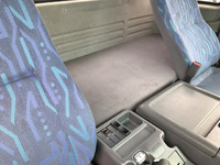 いすゞフォワードクレーン4段増トン（6t・8t）[写真36]