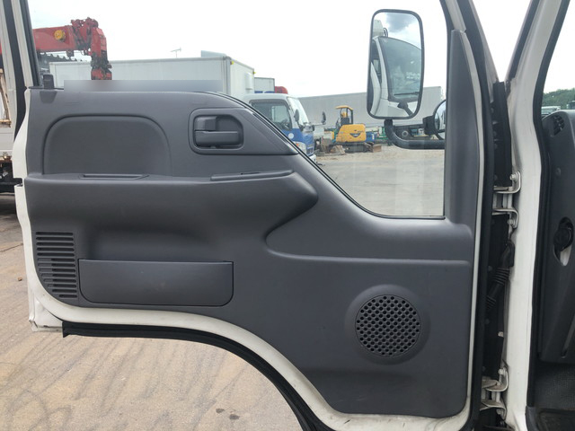 いすゞエルフ高所作業車小型（2t・3t）[写真31]