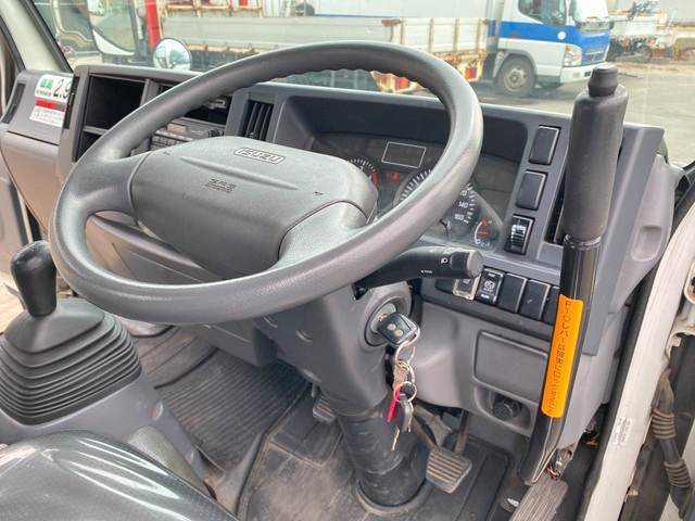 いすゞエルフ高所作業車小型（2t・3t）[写真36]