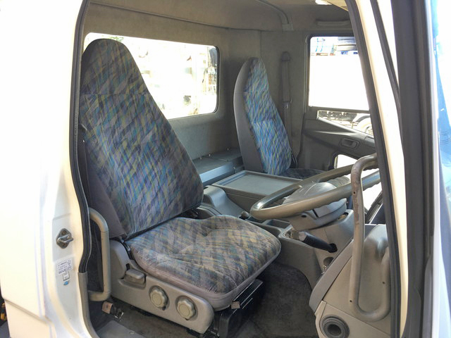 三菱ふそうファイターセーフティローダー増トン（6t・8t）[写真30]