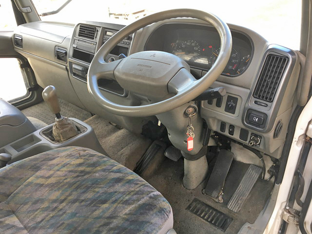 三菱ふそうファイターセーフティローダー増トン（6t・8t）[写真31]