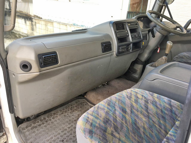 三菱ふそうファイターセーフティローダー増トン（6t・8t）[写真33]