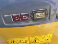 コマツミニユンボ（ミニバックホー）[写真08]