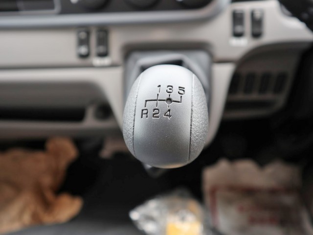 三菱ふそうキャンターアームロール小型（2t・3t）[写真16]