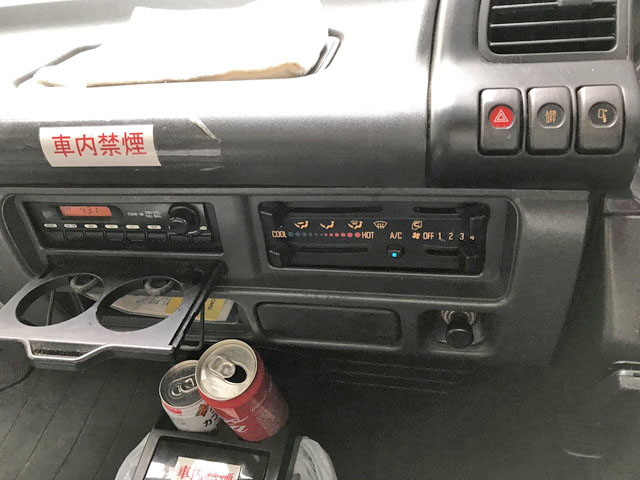 いすゞエルフアルミバン小型（2t・3t）[写真28]