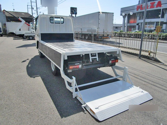 日産アトラス平ボディ小型（2t・3t）[写真12]