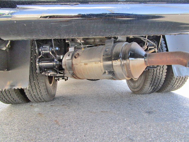 日産アトラス平ボディ小型（2t・3t）[写真18]