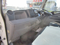 日産アトラス平ボディ小型（2t・3t）[写真28]