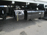 三菱ふそうキャンター平ボディ小型（2t・3t）[写真15]