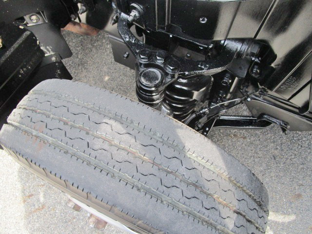 三菱ふそうキャンター平ボディ小型（2t・3t）[写真18]