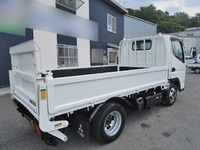 三菱ふそうキャンター平ボディ小型（2t・3t）[写真04]