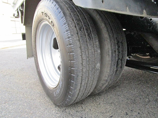 三菱ふそうキャンターガッツダブルキャブ（Wキャブ）小型（2t・3t）[写真20]