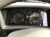 いすゞエルフ冷凍車（冷蔵車）小型（2t・3t）[写真25]