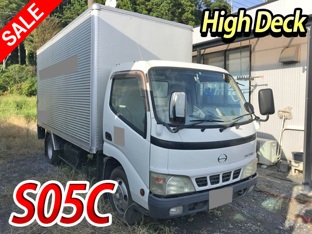 日野デュトロアルミバン小型（2t・3t）[写真01]