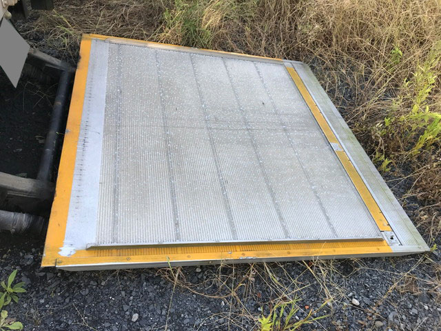 日野デュトロアルミバン小型（2t・3t）[写真10]