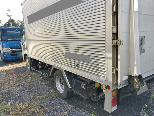 日野デュトロアルミバン小型（2t・3t）[写真02]