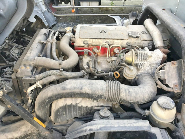 日野デュトロアルミバン小型（2t・3t）[写真20]