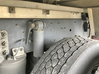 いすゞギガアルミウイング大型（10t）[写真10]