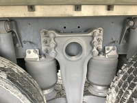 いすゞギガアルミウイング大型（10t）[写真12]