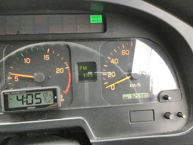 いすゞギガアルミウイング大型（10t）[写真20]