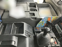 いすゞギガアルミウイング大型（10t）[写真22]