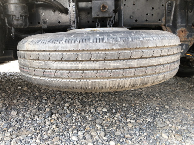 日野デュトロ平ボディ小型（2t・3t）[写真14]