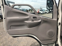 日野デュトロ平ボディ小型（2t・3t）[写真22]